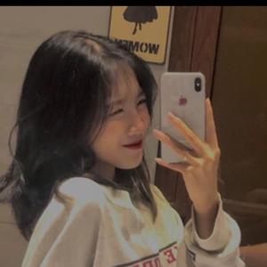 Linh lê🌔-avatar
